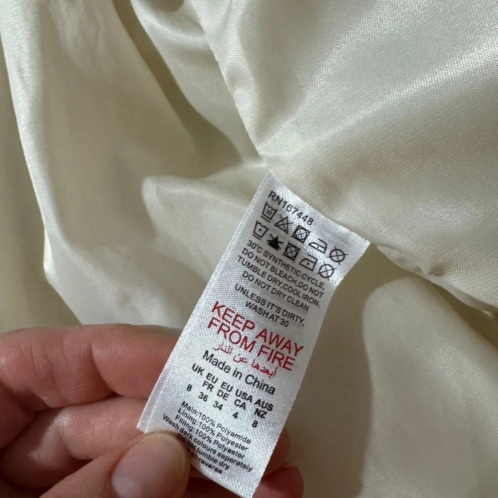 Boohoo Women's Cream Puffer Jacket - Picture 8 of 13